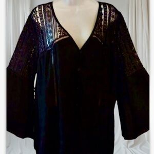 NWOT BLACK BOHO WITH CROCHET AND BELL SLEEVES